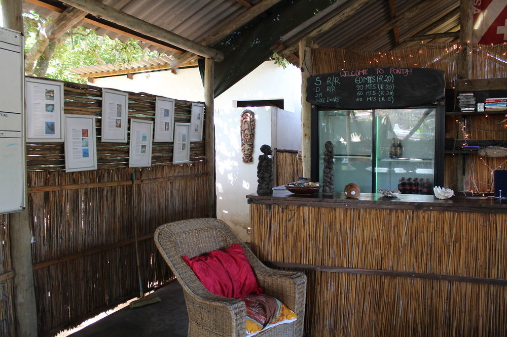 Devocean Eco Adventure Lodge ポンタ・ド・オウロ エクステリア 写真