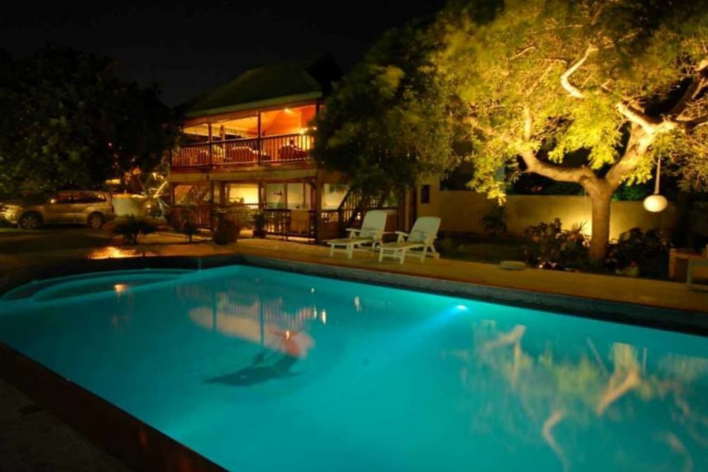 Devocean Eco Adventure Lodge ポンタ・ド・オウロ エクステリア 写真