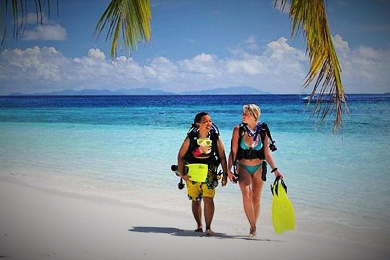 Devocean Eco Adventure Lodge ポンタ・ド・オウロ エクステリア 写真